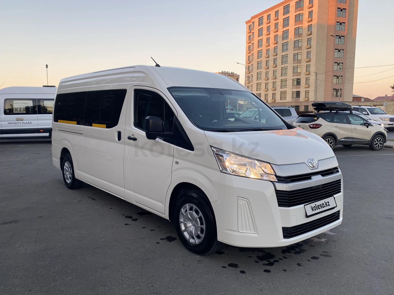 Toyota Hiace 2022 г.