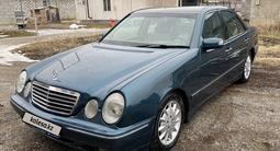 Mercedes-Benz E 320 2000 годаfor3 900 000 тг. в Алматы