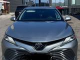 Toyota Camry 2019 года за 12 500 000 тг. в Шымкент – фото 2
