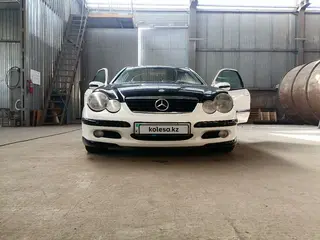 Mercedes-Benz C-Class, 2005