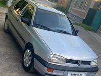 Volkswagen Golf 1994 года за 950 000 тг. в Алматы
