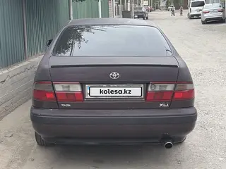 Toyota Carina E