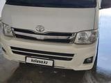 Toyota Hiace 2011 года за 11 800 000 тг. в Жанаозен