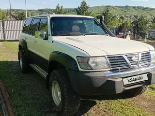 Nissan Patrol, 2001