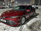 Toyota Camry 2018 годаүшін13 250 000 тг. в Алматы