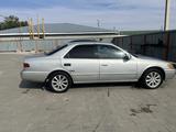 Toyota Camry 2000 годаүшін3 000 000 тг. в Алматы – фото 5