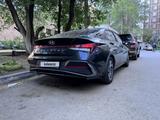 Hyundai Elantra 2023 годаүшін8 700 000 тг. в Караганда – фото 5