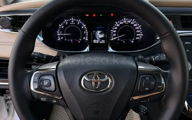 Toyota Avalon 2013 года за 9 500 000 тг. в Атырау