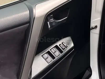 Toyota RAV4 2016 года за 11 000 000 тг. в Актобе – фото 11