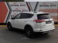 Toyota RAV4 2016 годаүшін11 000 000 тг. в Актобе – фото 3