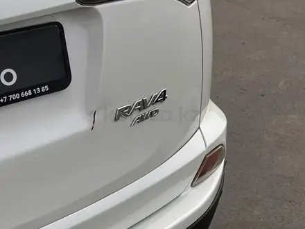 Toyota RAV4 2016 года за 11 000 000 тг. в Актобе – фото 5