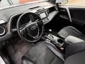 Toyota RAV4 2016 годаүшін11 000 000 тг. в Актобе – фото 9
