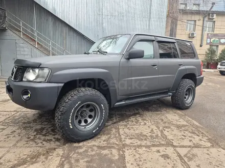 Nissan Patrol 2005 года за 13 000 000 тг. в Алматы