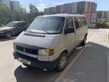 Volkswagen Caravelle 1991 года за 2 800 000 тг. в Астана – фото 2