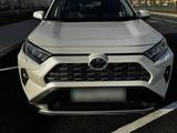 Toyota RAV4 2020 года за 13 000 000 тг. в Астана – фото 3