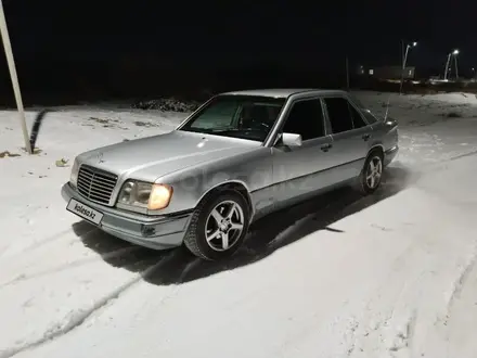 Mercedes-Benz E 280 1993 года за 2 200 000 тг. в Кызылорда