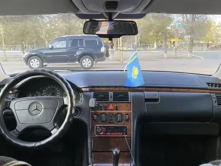 Mercedes-Benz E 280 1998 года за 3 800 000 тг. в Байконыр – фото 10