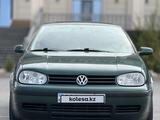 Volkswagen Golf 2001 годаүшін3 300 000 тг. в Караганда