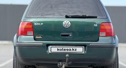 Volkswagen Golf 2001 года за 3 100 000 тг. в Караганда – фото 4