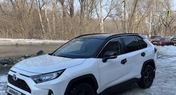 Toyota RAV4 2020 года за 15 800 000 тг. в Усть-Каменогорск – фото 3
