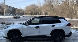 Toyota RAV4 2020 года за 15 800 000 тг. в Усть-Каменогорск – фото 4