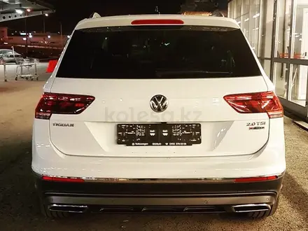 Оригинальные Надписи/Эмблемы на Volkswagen Tiguan 2018 года за 35 000 тг. в Алматы – фото 6