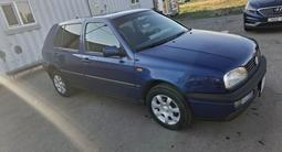 Volkswagen Golf 1997 года за 1 700 000 тг. в Караганда