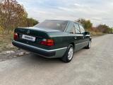 Mercedes-Benz E 230 1992 годаүшін2 055 000 тг. в Алматы – фото 2