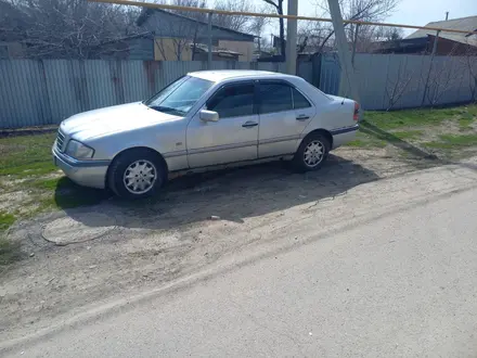 Mercedes-Benz C 280 1995 года за 1 300 000 тг. в Алматы – фото 2