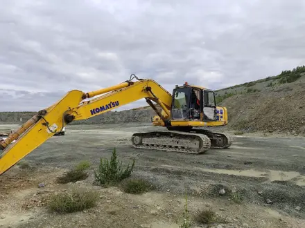 Komatsu  PC220/LC-7 2010 года за 25 000 000 тг. в Астана