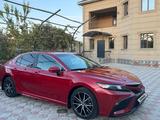 Toyota Camry 2021 годаfor13 500 000 тг. в Жанаозен