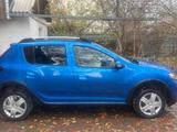 Renault Sandero Stepway 2015 года за 3 300 000 тг. в Алматы – фото 2