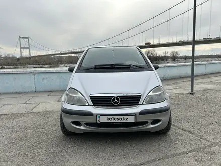 Mercedes-Benz A 140 2002 годаүшін2 800 000 тг. в Семей – фото 5