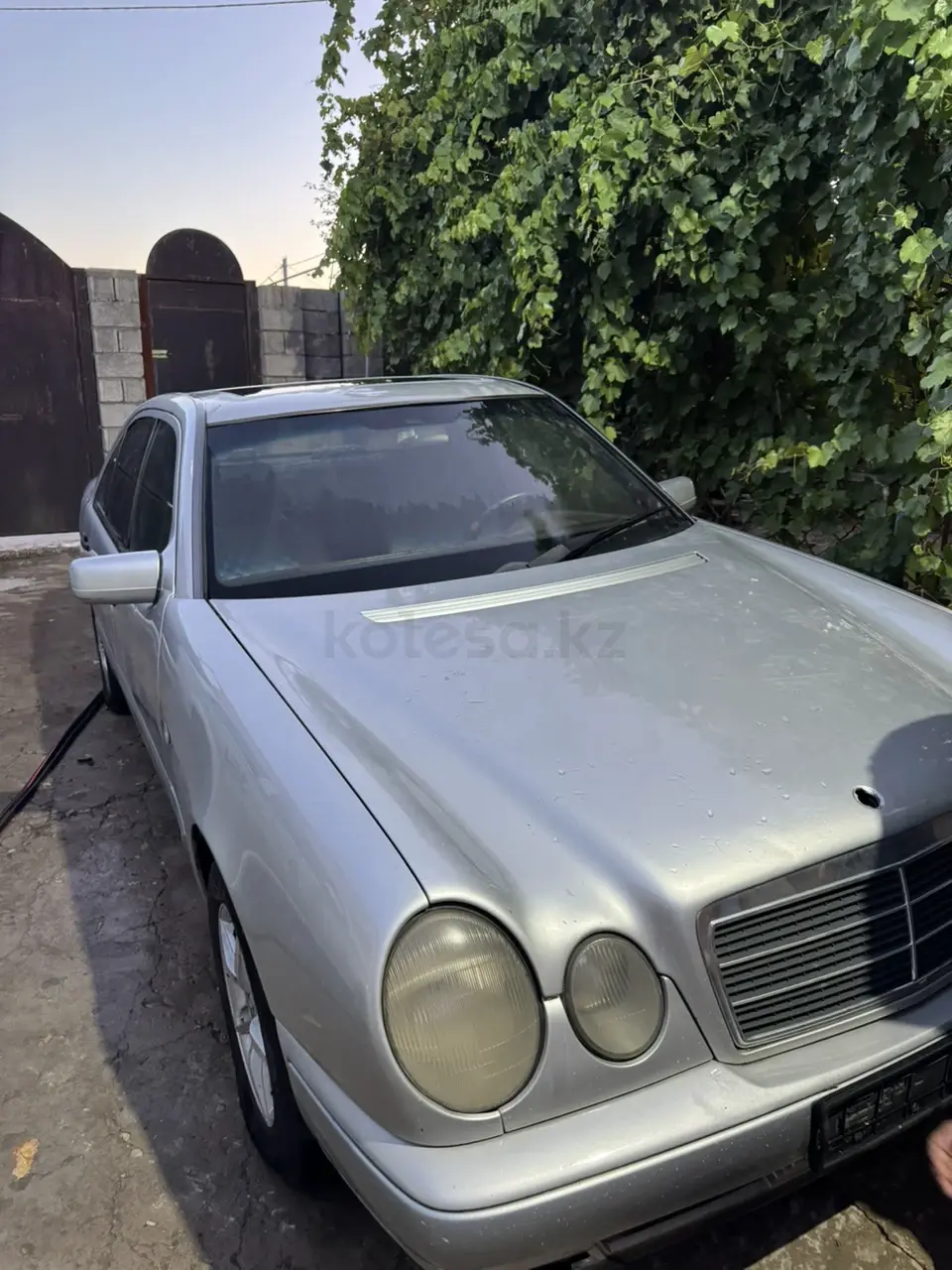 Mercedes-Benz E-Class, 1998
