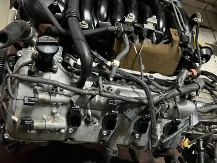 Двигатель Toyota Tundra 3UR 5.7 1UR 4.6 за 2 500 000 тг. в Алматы – фото 3
