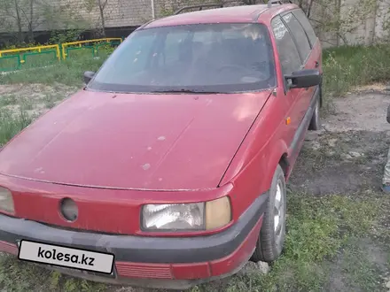 Volkswagen Passat 1989 года за 650 000 тг. в Семей