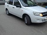 ВАЗ (Lada) Granta 2190 2014 годаүшін2 800 000 тг. в Усть-Каменогорск