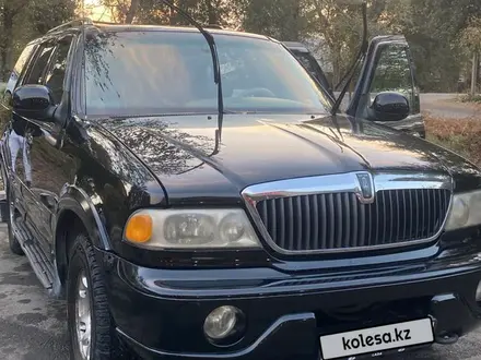 Lincoln Navigator 1999 года за 2 000 000 тг. в Алматы – фото 5