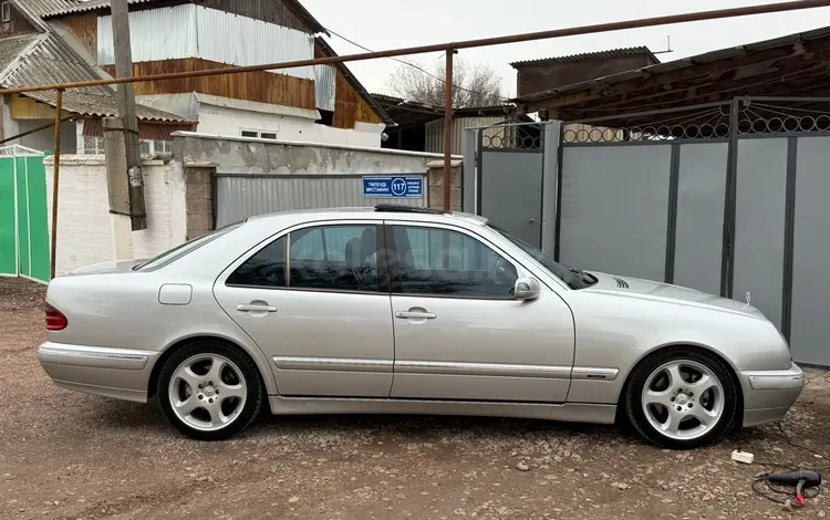 Mercedes-Benz E 320 2001 года за 7 800 000 тг. в Алматы
