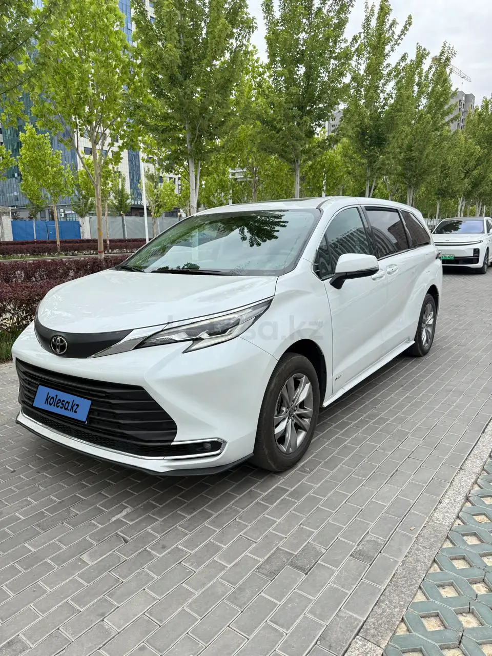 Toyota Sienna, 2025