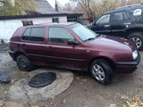 Volkswagen Golf 1993 годаүшін650 000 тг. в Караганда – фото 4