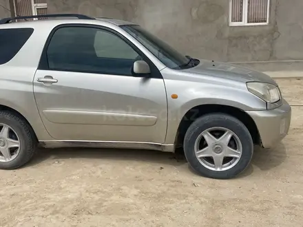 Toyota RAV4 2000 года за 2 500 000 тг. в Жанаозен – фото 2