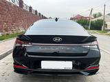 Hyundai Elantra 2022 года за 13 400 000 тг. в Шымкент – фото 4