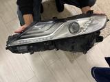 Левая фара camry 70 за 220 000 тг. в Алматы