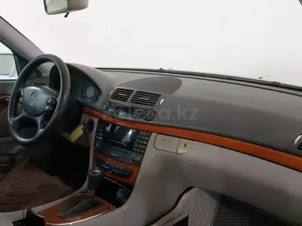 Mercedes-Benz E 200 2006 года за 4 190 000 тг. в Шымкент – фото 15