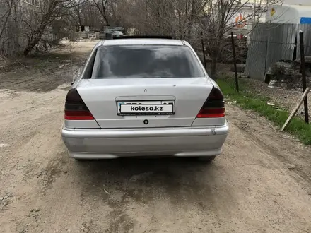 Mercedes-Benz C 280 1997 года за 2 200 000 тг. в Алматы – фото 3