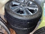 Шины и диски комплект за 250 000 тг. в Уральск – фото 2