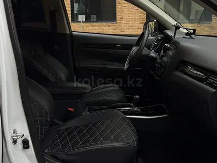 Mitsubishi Outlander 2022 года за 12 500 000 тг. в Алматы – фото 13