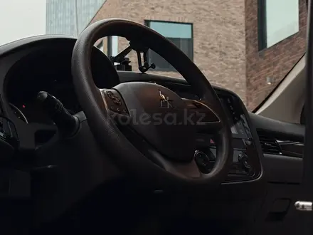 Mitsubishi Outlander 2022 года за 12 500 000 тг. в Алматы – фото 16