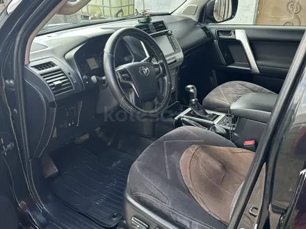 Toyota Land Cruiser Prado 2018 года за 22 500 000 тг. в Атырау – фото 3